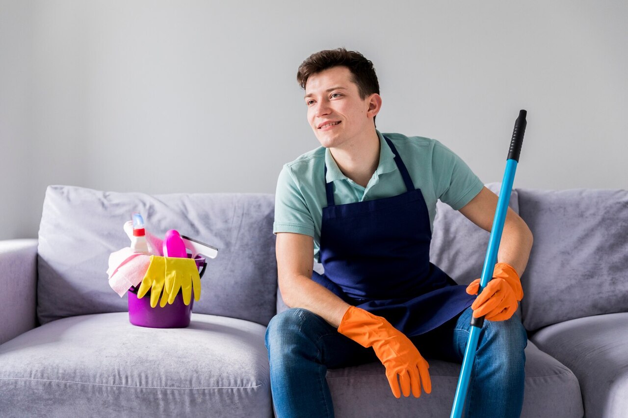 Cách vệ sinh ghế sofa da