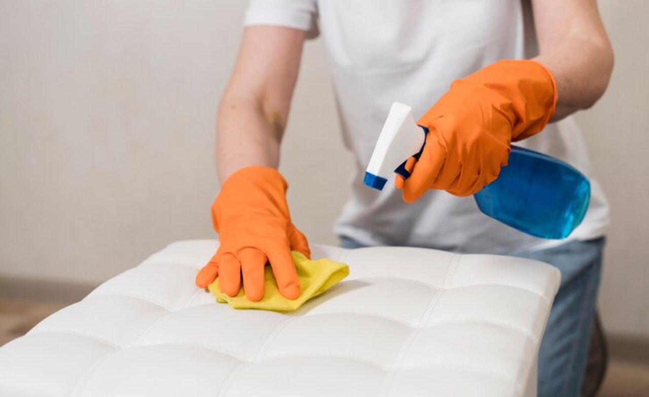 Dung dịch vệ sinh sofa 