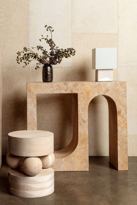 Roxbery Petite Console - Dolho Living